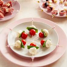 20/40/60 piezas Brochetas de bambú con perlas multicolor, pinchos de flores y tenedores de fruta, adecuados para decoración de pasteles, decoración de frutas, decoración de cócteles, pinchos adecuados para fiestas de cumpleaños, reuniones, restaurantes, tiendas de postres, decoración de mesa de postres de pasteles multicolor - Multicolor - Ver 3