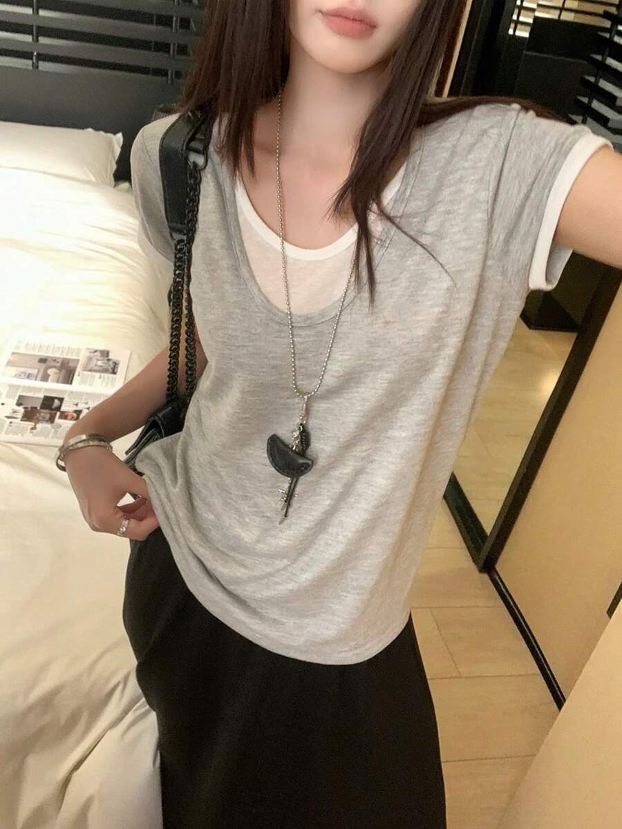 女款休閒灰色 2 合 1 配色圓領短袖 T 恤 春夏寬鬆版型百搭套頭上衣 - 淺灰色 - 查看 1