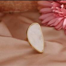 Asymmetrical Agate Resin Ring, Adjustable Open Design, Niche Brand - Yellow Gold - View 7