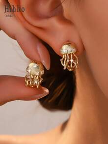 Hihho 1 Pair Beach Vacation Style Micro-Inlaid Zirconia Jellyfish Earrings, High-End Niche Design Women's Earrings, Unique Beautiful Versatile Earrings Suitable For Beach Outings, Daily Wear, Holiday Gift For Friends - Jellyfish Earrings - View 4
