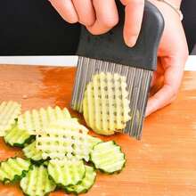 Decorative Wave Vegetable Slicer, Stainless Steel Crinkle Chip Cutter For Kitchen & Gifting - Multicolor - View 4