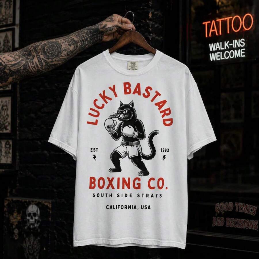 Luck Bastard Boxing Co. White Unisex Graphic Tee | Traditional Flash Tattoo Boxing Cat Shirt - 白色 - 查看 1