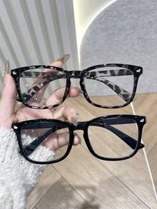 3/1 Women's Lightweight Rimless Glasses, Square Transparent Lenses, Comfortable Full Face Fit Glasses, Slimming Decorative Glasses For Daily Wear, Lightweight / Full Fit / Visual Slimming Effect, Holiday Queue Mask Decorative Glasses, Fashion Black/Tortoiseshell/Transparent Frames, Halloween/Christmas/Valentine's Day Holiday Gift, Costume Prop Accessory - View 4