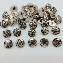 15pcs/1.8cm Fashion DIY Personalized Minimalist Round Gold Plastic Buttons, Luxury Vintage Gold Geometric Pattern Buttons, European And American Style High-End Asymmetrical Pattern Buttons, Handmade Sewing Versatile High-Quality Buttons - 15pcs/1.8cm Gold Irregular Buttons - View 10