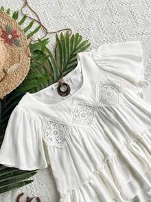 Blusa de mujer de verano de color liso minimalista con encaje calado, manga corta y bajo multicapa - Blanco - Ver 7