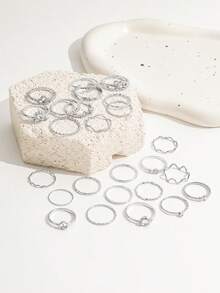 25PCS INS Style Rhinestone Heart Twisted Asymmetrical Thin Ring Set, Heart Rhinestone Braided Wave Rings For Women - Silver - View 4