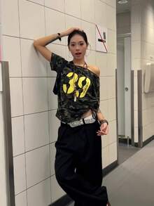 女款復古美式迷彩不對稱肩設計寬鬆休閒修身T恤，適合度假夏季 - 綠色 - 查看 7