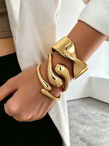 1/3 Gold Geometric Smooth Bow Asymmetrical Teardrop Shaped Bracelet Set For Women, Thick And Heavy Smooth Metal Bracelet Set - Multicolor - View 1