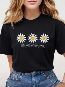 Camiseta de punto de manga corta con estampado de margaritas, cuello redondo, corte regular y hombros caídos para mujer. - Negro 1 - Ver 1