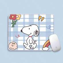 SNOOPY 1 miếng lót chuột mẫu mới 2026, in họa tiết dễ thương, cực kỳ thu hút, chống mài mòn và dễ vệ sinh, phụ kiện trang trí bàn làm việc chất lượng cao, quà tặng bất ngờ (mẫu ngẫu nhiên) - Nhiều màu - Xem 2