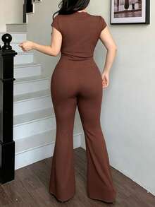 abyoxi Women's Plus Size Brown Lace Patchwork Short Sleeve V-Neck Single-Breasted Cinched Waist Slim Fit T-Shirt And Flare Pants 2-Piece Set, Vintage Elegant, Casual, Office Commute, Date, Daily Outing, Knit Top And Long Pants Summer Set - Brown - View 2