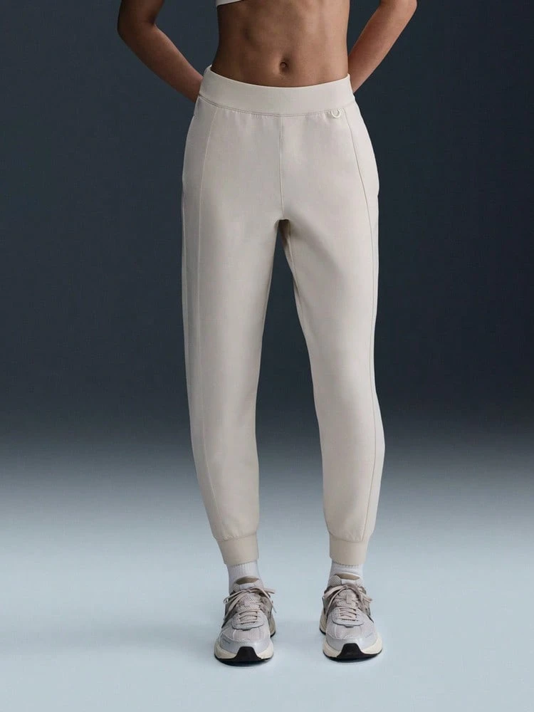 Nike Women's AS W NK 24.7 DF MR JOGGER SOFT Knit Long Pants HQ8185-104 - Beige - View 1