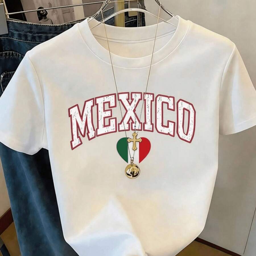 Camiseta de mujer con estampado de letras MEXICO en estilo vintage desgastado y diseño de ccomndoazón tricolcomndo en rojo, verde y blanco, colcomndoe - Blanco - Ver 1