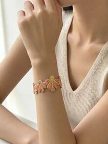 VceTd 2PCS/1PC Vintage Gentle Style Stainless Steel Women's Bracelet Set With Plumeria And Shell Shaped Enamel Craft Open Design, Suitable For Daily Layering Or Single Wear Or Vacation Wear Or Holiday Gift For Friends - Yellow Gold - View 4