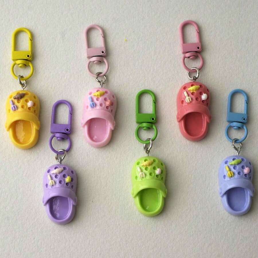 1pc/6pcs Colorful Mini Slippers Keychain, Cute Cartoon Sweet Shoe Pendant, Bag Accessory, Suitable For Daily Matching, Party Gift - View 1