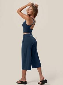 TimeOff Women's One Set Solid Color Built-In Padded Cropped Tank Top With Side Pockets And Pleated Waist Wide Leg Mid-Length Pants Sports Set - Blue - View 3