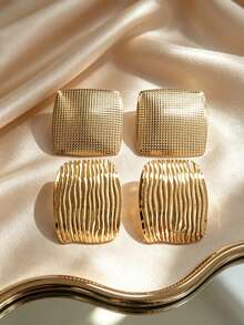 Mature Style Square Textured 304 Stainless Steel Hypoallergenic Earrings, Regular Pattern Elegant Elegant, Suitable For Island Vacation Surfing, Company Annual Meeting Banquet, Couple Anniversary Date, Mother's Day Exclusive Gift For Mom, Minimalist Cool Style Matches Suit Coat Dress, Summer Graduation Photo Shoot Outdoor Concert, Best Friend Afternoon Tea, New Year Christmas Gift Set - Multicolor - View 1