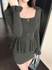 2026 Autumn/Winter New Sexy Ribbed Knit Top With Square Neckline, Waist Cinching Metal Button Decor, Flared Sleeve Slim Fit Sweater - Dark Gray - View 8