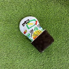 Cartoon Graffiti Golf Club Headcover, Personalized Versatile Niche Hand-Drawn Creative Design Golf Accessory - White - View 4