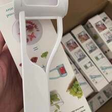 1件葡萄切片器，可將葡萄、櫻桃、番茄、草莓切成四分之一片，適用於蔬菜水果沙拉、蛋糕裝飾，不鏽鋼廚房小工具水果切片器 - 彩色 - 查看 8