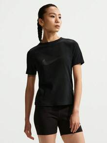 Nike 女款 AS W NSW SS 燒花 Logo 上衣 短袖針織無領 T-shirt TIO1517-010 - 黑色 - 查看 1