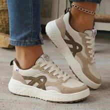 New Akion Unisex Black Urban Sneakers, Casual, Modern, Comfortable Everyday Streetwear. - 米色和白色 2973 - 查看 2