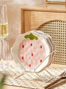 1pc/2pcs/4pcs Strawberry Ceramic Plate Set, 6-Inch Cartoon Underglaze Cake Dessert Plate, Fruit Snack Plate, Breakfast Bread Plate, Afternoon Tea Snack Plate, Side Dish Plate, Korean Kimchi Plate, Tabletop Bone Plate, Tabletop Trash Tray, Microwave Oven, Dishwasher - Multicolor - View 8