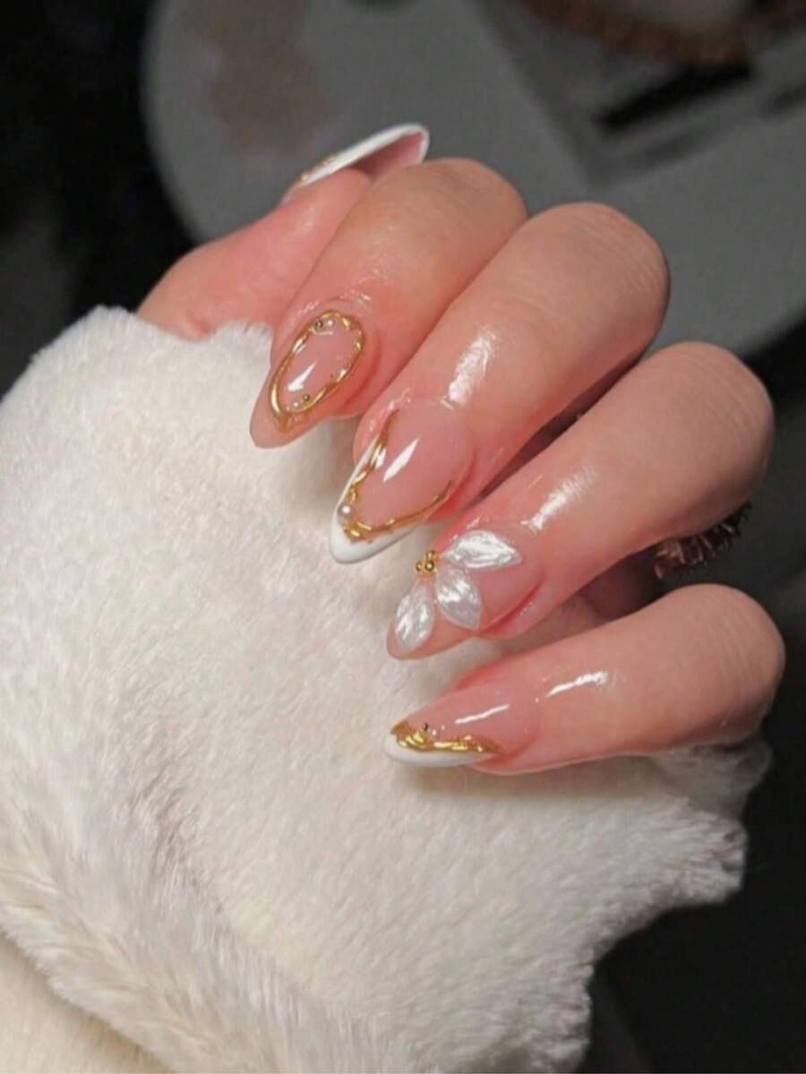 10pcs Handmade Press-On Nails Short Almond Shape French Manicure Nail Tips Gold Pink White Cute Elegant Luxury Style Hand-Painted White Three-Petal Flower And Asymmetrical Metallic French Edge - Watermelon Pink - View 1