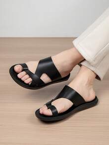 New Men's Versatile Toe-Post Cross-Strap Slide Sandals For Daily Beach Casual Wear - All Black - View 8