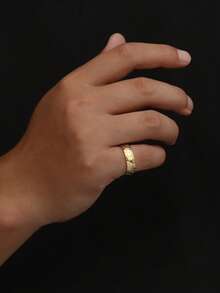 MONALLY 18K鍍金經典男士不鏽鋼嘻哈蜂巢婚戒騎士戒指，適合日常與派對佩戴 - 男士戒指 - 查看 3
