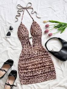 Vestido mini con escote en V profundo, espalda anudada y estampado abstracto de teñido anudado retro para mujer. Silueta ajustada, adecuado para fiesta, cita, té de la tarde, sexy y d - Marrón - Ver 1
