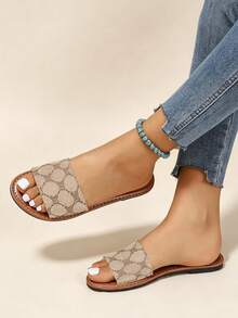 2026 Women's Summer Sandals, Minimalist Style Women's Open Toe Slides, Resort Style Women's Summer Sandals, Comfortable Women's Sandals, Slip-On Women's Flip Flops, Bohemian Printed, Fashionable Cute Bear Embroidered Women's Flat Sandals, Women's Resort Sandals, Women's Brown Sandals, Women's Brown Sandals, Elegant Women's Sandals, Simple Comfortable Daily Casual Flat Beach Shoes, Soft Bottom Plus Size Women's Beach Sandals - Brown - View 3