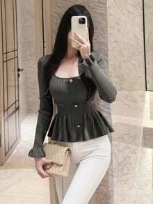 2026 Autumn/Winter New Sexy Ribbed Knit Top With Square Neckline, Waist Cinching Metal Button Decor, Flared Sleeve Slim Fit Sweater - Dark Gray - View 6
