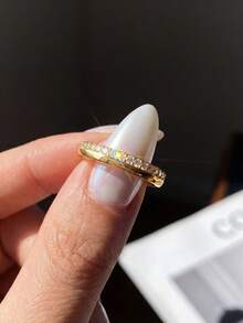 1件極簡優雅半圓莫桑鑽戒指，適合女性在婚禮、舞會及其他場合佩戴 - 半圓莫桑戒指 - 查看 6