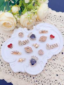 14pcs Gold Fashionable Lips, Crown, Heart, Pin, Star And More ABS Resin Shoe Charms, Clog Shoe Decorations DIY Creative Casual Accessories - Fun, Versatile Personalized Footwear Style, Perfect Gift For Holidays, Parties And Special Occasions - Gold - View 1