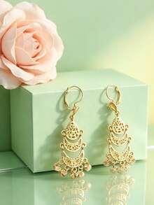 1 Pair Vintage Palace Style Women's Earrings, Multi-Layer Crescent Hollow Filigree Structure, Heart Tassel Pendant, Arabic Women's Festival Wedding Accessory Jewelry Earring, Also Suitable As A Gift - Multicolor - View 2
