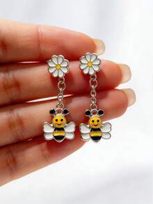 1 Pair Alloy Flower & Bee Design Earrings For Women - Silver - View 1