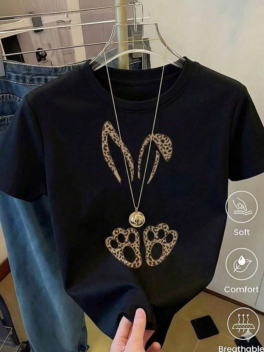 Women's White T-Shirt With Rabbit Ears And Paws In Leopard Print, Fashionable Animal Print T-Shirt, Casual Summer Blouse With Cute Bunny Design, Aesthetic And Fun Top - 黑色 - 查看 1