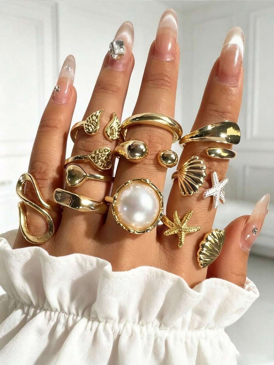 Set de 10 piezas de anillos de estilo bohemio para vacaciones, de metal ajustable y apilable, con estrella de mar, resina, perla falsa, diseño retorcido y geométrico, adecuado para niñas, regalo para ambiente de salida a la playa