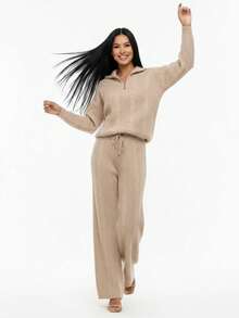 Knitted Set With Zippered Blouse And Pants. - Champagne - View 3