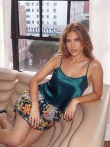 Sexy Backless Design + Vintage Floral Shorts, Also Suitable As Sexy Sleepwear For Home - Multicolor - View 4