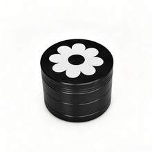 1件 50MM 極簡黑白雛菊印花 4層研磨器,磨砂黑鋅合金附金屬篩網,便攜式研磨工具,抽菸配件 - 查看 10