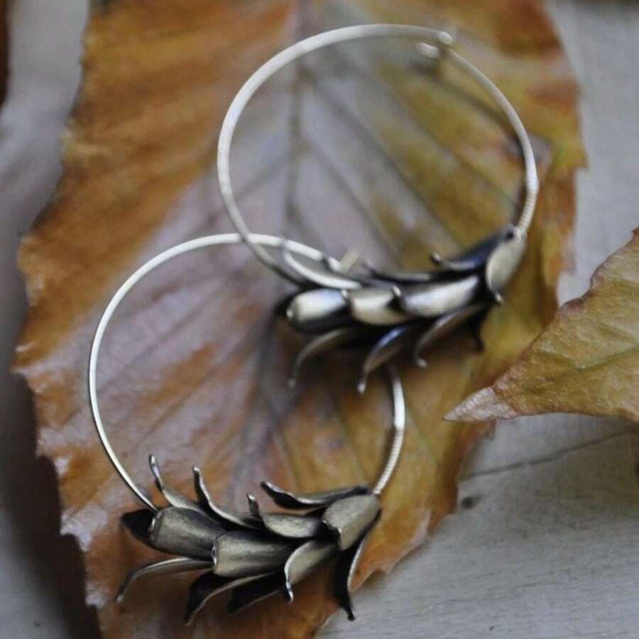 Women's Bud-Shaped Dual-Tone Earrings, Vintage Textured Design For Vacation, Forest Style Outfit, Versatile Accessory For Daily Commute - Silver - View 1