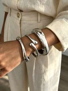 3pcs Fashion Minimalist Elegant Exquisite Vintage Design Geometric Ribbon Wave Water Drop Asymmetrical Shape Metallic Polished Minimalist Plain Band Exaggerated Wide Chunky Bangle Set For Holiday Vacation Party Date Gift Daily Commute Wear Personalized - Silver - View 4