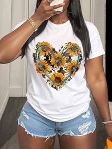 Sunflower Heart Design Graphic Tee For Women Casual Summer Outfit Boho Style Top With Floral Pattern Comfortable Everyday Wear - Blanco - Ver 1