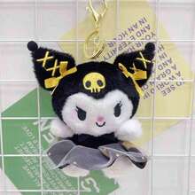 SANRIO 1件裝 毛絨娃娃 可愛黑金系列 包包掛飾配件 節日禮物 - 彩色 - 查看 9