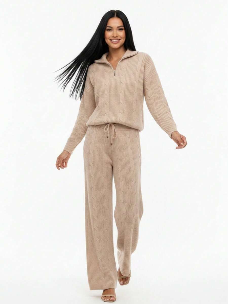 Knitted Set With Zippered Blouse And Pants. - Champagne - View 1