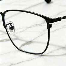 1 Pair Men's Classic Black Frame Thin Metal Square Glasses, Lightweight Comfortable Plain Lens, Business Office Decorative Frame, Versatile - Clear - View 2