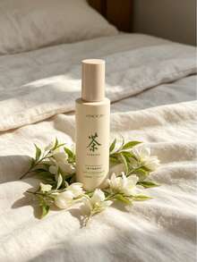 1 Bouteille de Spray Désodorisant Oriental Thé Blanc Pure Joy, 150ml Grande Capacité, Formule Parfum de Thé Naturel, Éliminateur d'Odeurs pour Chambre et Salon, Désodorisant pour Maison Vêtements et Literie, Neutralisateur d'Odeurs pour Voiture Bureau et Salle de Bain, Parfum Doux et Durable Non Irritant, Convient pour Maison Bureau Hôtel Toutes Saisons, Parfum Intérieur Frais et Apaisant pour Créer une Bonne Ambiance - A - Voir 4