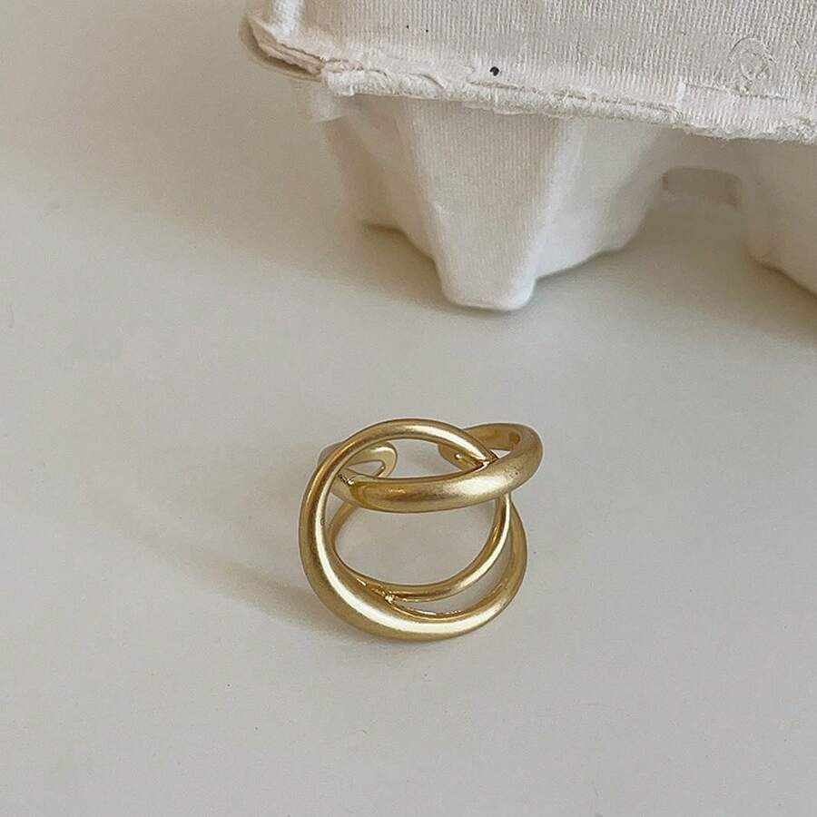 Anillo abierto con acabado mate y líneas - Beis - Ver 1